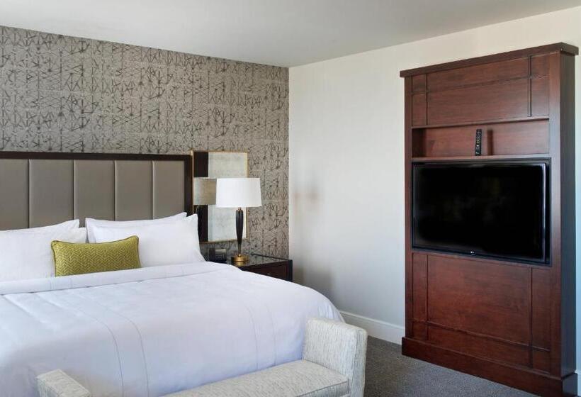 Club Room King Bed, Marriott Syracuse Downtown