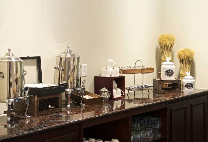 اتاق کلاب, Marriott Syracuse Downtown