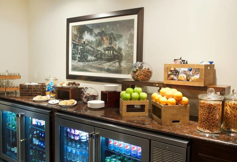 اتاق کلاب, Marriott Syracuse Downtown