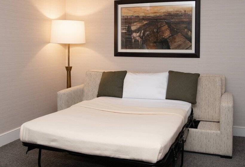 اتاق کلاب, Marriott Syracuse Downtown