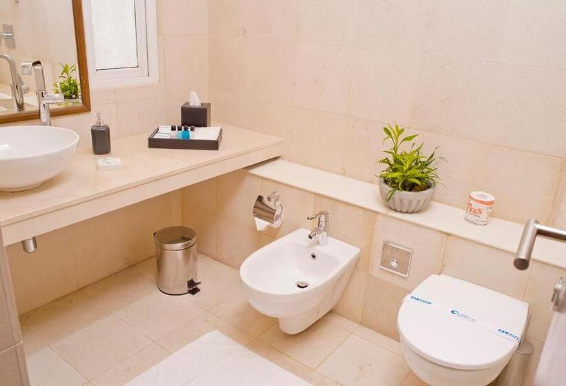 سوییت با چشم‌انداز دریا, Ocean Edge Suites & Hotel Colombo