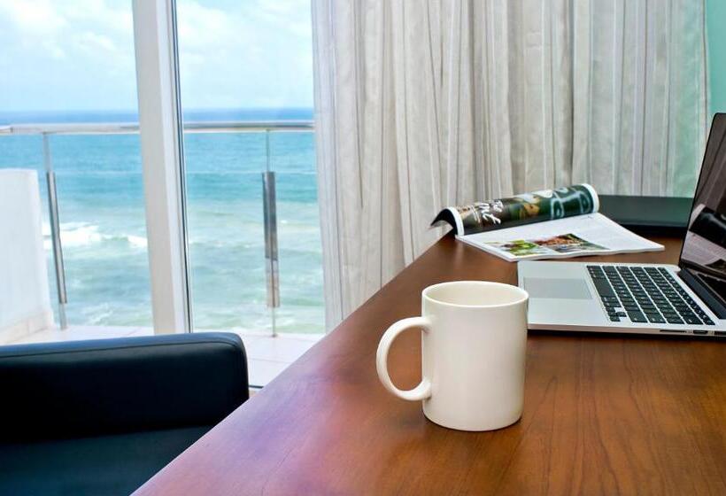 سوییت با چشم‌انداز دریا, Ocean Edge Suites & Hotel Colombo