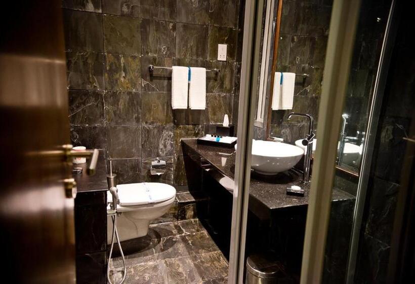 Superior suite with view, Ocean Edge Suites & Hotel Colombo