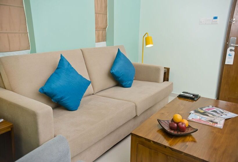 سوییت لوکس, Ocean Edge Suites & Hotel Colombo