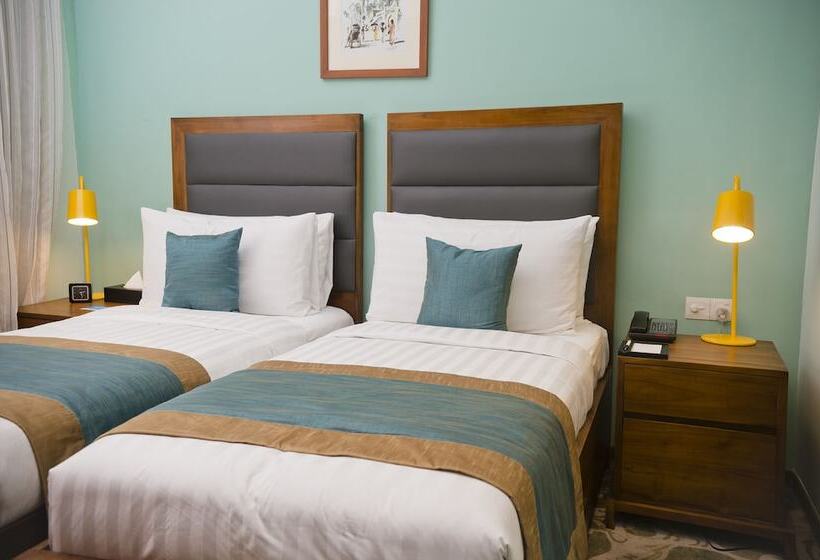 سوییت لوکس, Ocean Edge Suites & Hotel Colombo