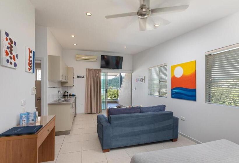 استودیوی استاندارد با چشم‌انداز دریا, Waterview Airlie Beach