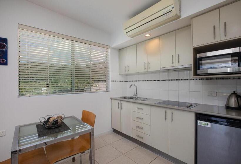 استودیو استاندارد با تخت کینگ, Waterview Airlie Beach
