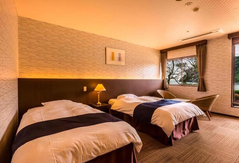 اتاق اکونومی, Ooedo Onsen Monogatari Premium Koshinoyu