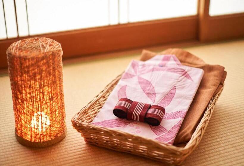 اتاق استاندارد, Ooedo Onsen Monogatari Premium Koshinoyu