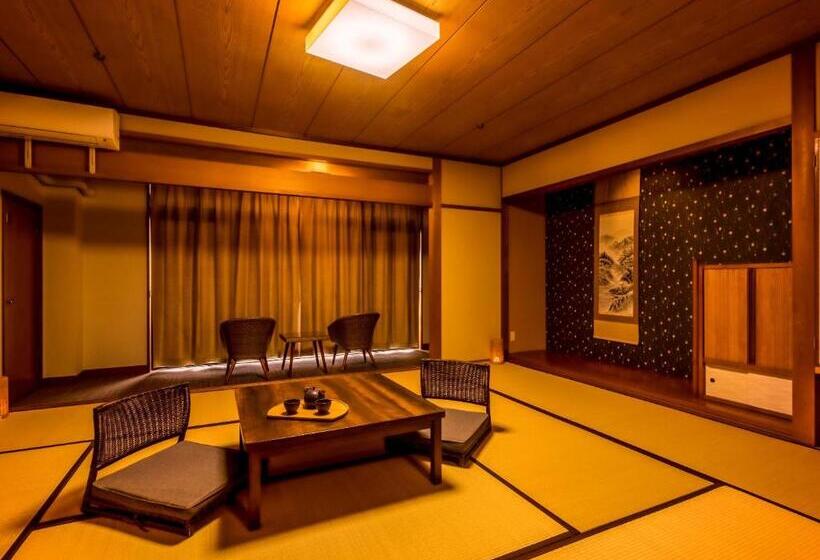 اتاق استاندارد چهار تخته با چشم‌انداز دریا, Ooedo Onsen Monogatari Premium Koshinoyu