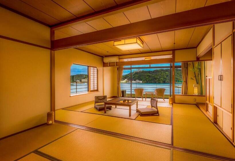 اتاق استاندارد با چشم‌انداز دریا, Ooedo Onsen Monogatari Premium Koshinoyu