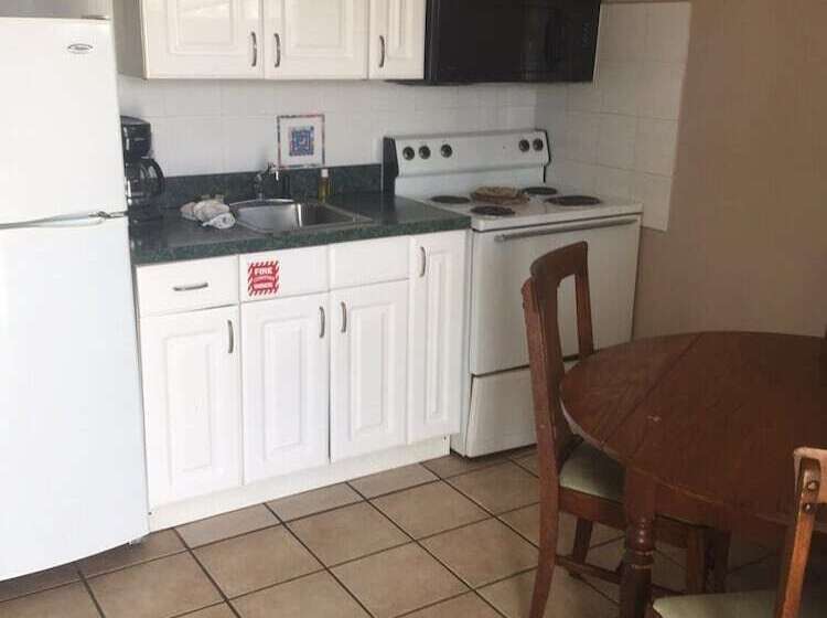 اتاق استاندارد با 2 تخت دوبل, Seascape Inn   Daytona Beach Shores