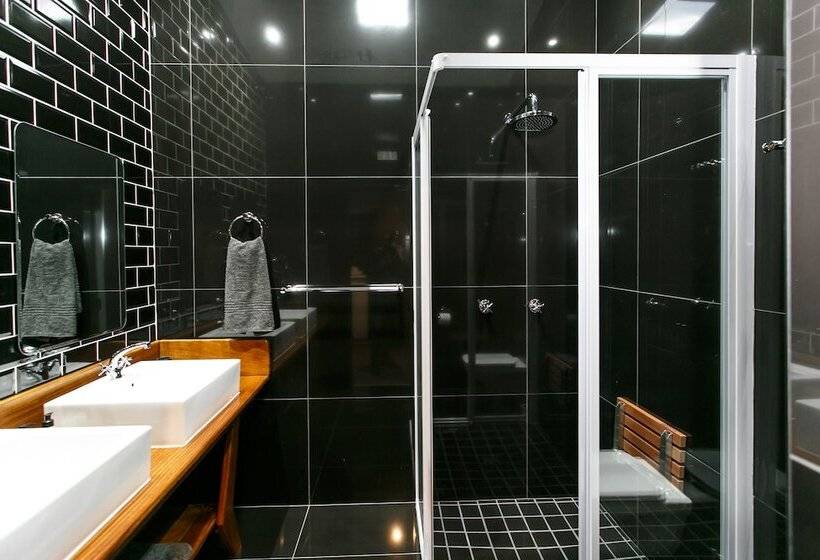 اتاق استاندارد, Miles B&b Guest House