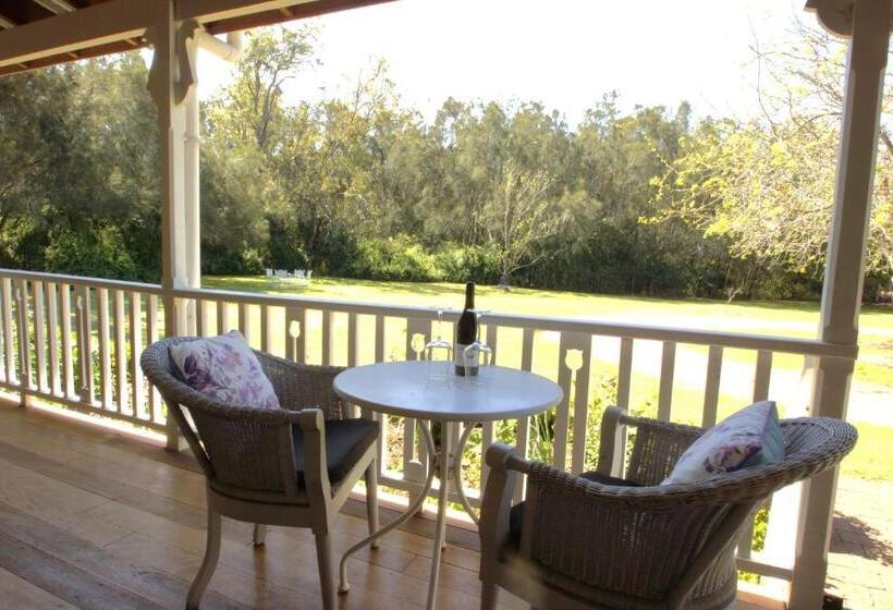 اتاق سوپریور, The Carriages Boutique Hotel and Vineyard