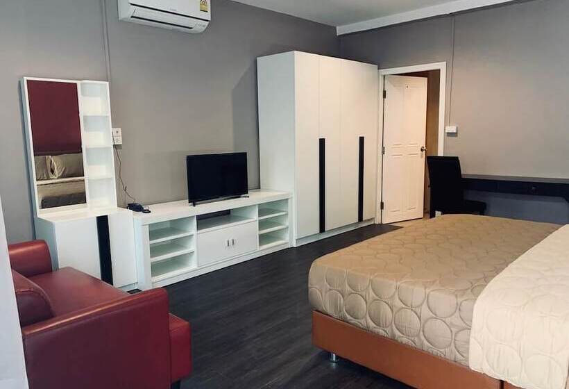 اتاق لوکس, Bella Vista Beach Resort Koh Lipe