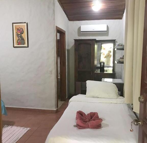 اتاق استاندارد سه نفره, Casa Caribbean Coconut