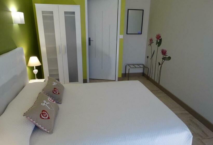 اتاق استاندارد, Castel Fleuri