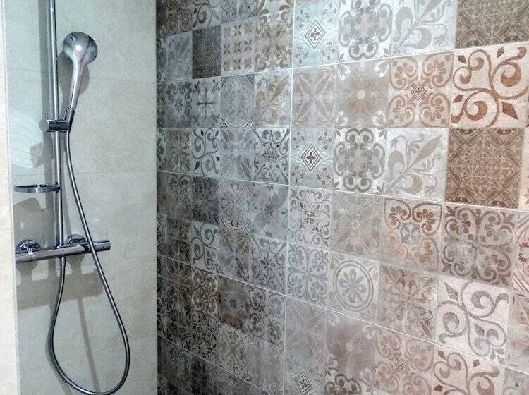 اتاق سوپریور, Castel Fleuri