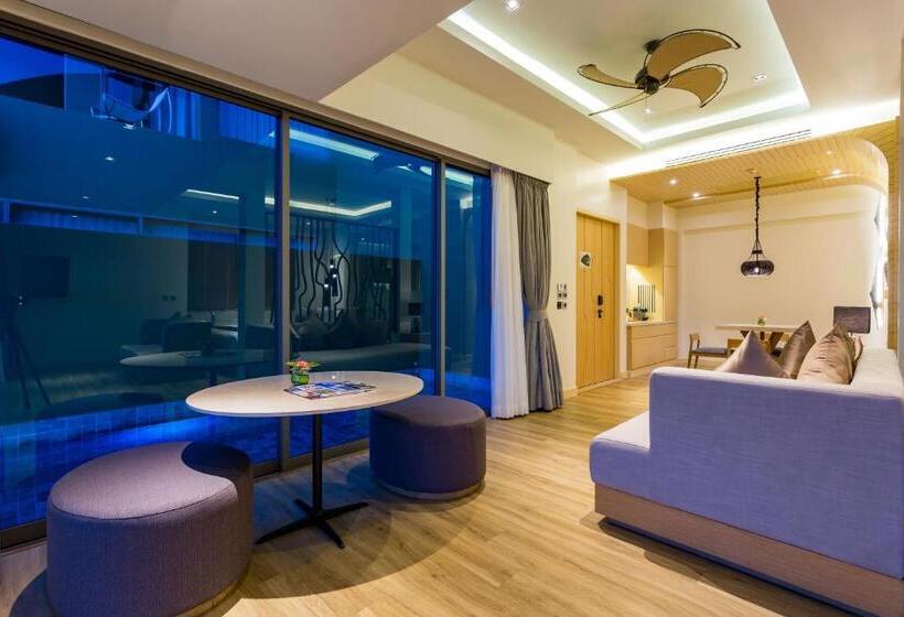 ویلای لوکس 1 خوابه, Crest Resort & Pool Villas   Sha Extra Plus