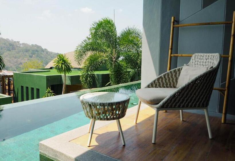 اتاق لوکس, Crest Resort & Pool Villas   Sha Extra Plus