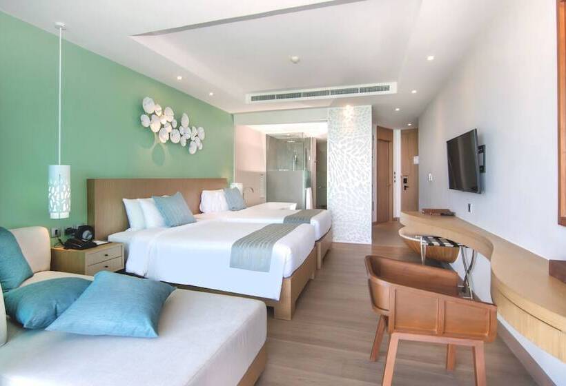 اتاق لوکس, Crest Resort & Pool Villas   Sha Extra Plus