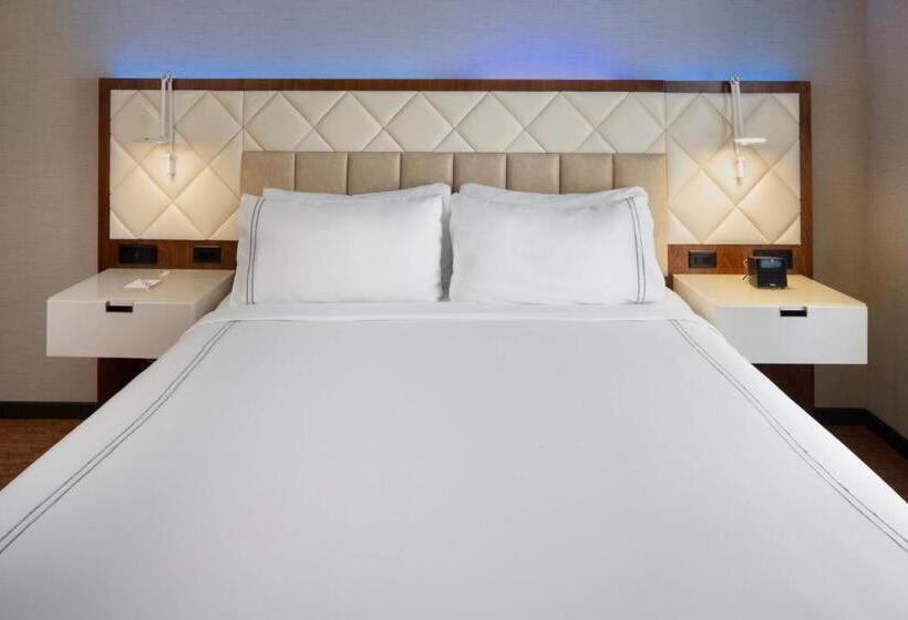 اتاق پرمیوم, Even Hotel New York   Midtown East, An Ihg
