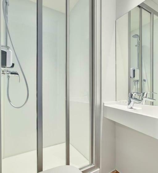 اتاق استاندارد, F1 Thonon Les Bains Est