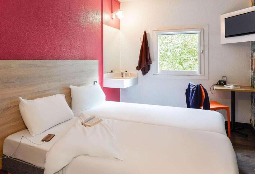 اتاق استاندارد با سرویس بهداشتی مشترک, F1 Thonon Les Bains Est