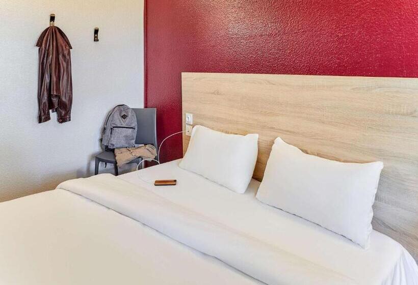 اتاق استاندارد با سرویس بهداشتی مشترک, F1 Thonon Les Bains Est