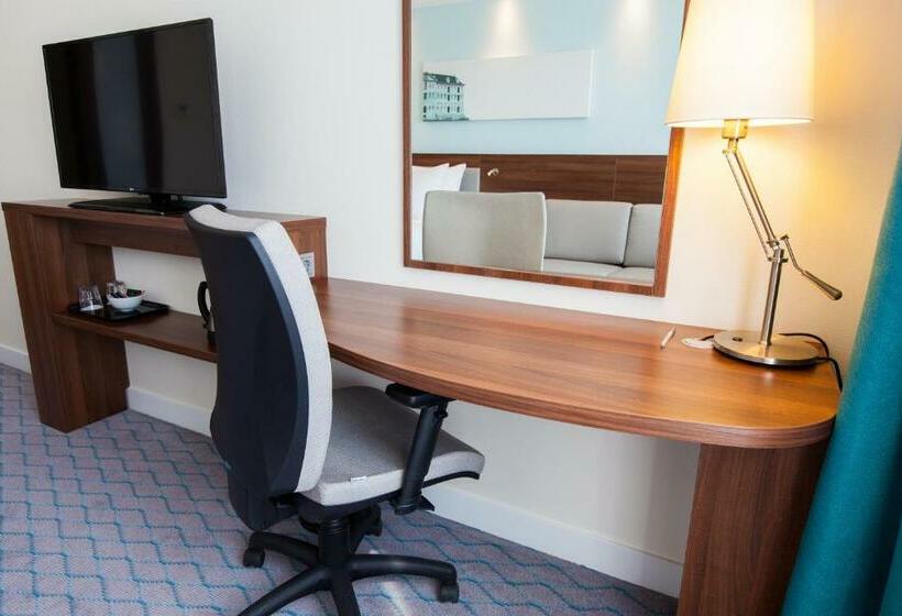 Standard Room, Hampton By Hilton Amsterdam Centre East