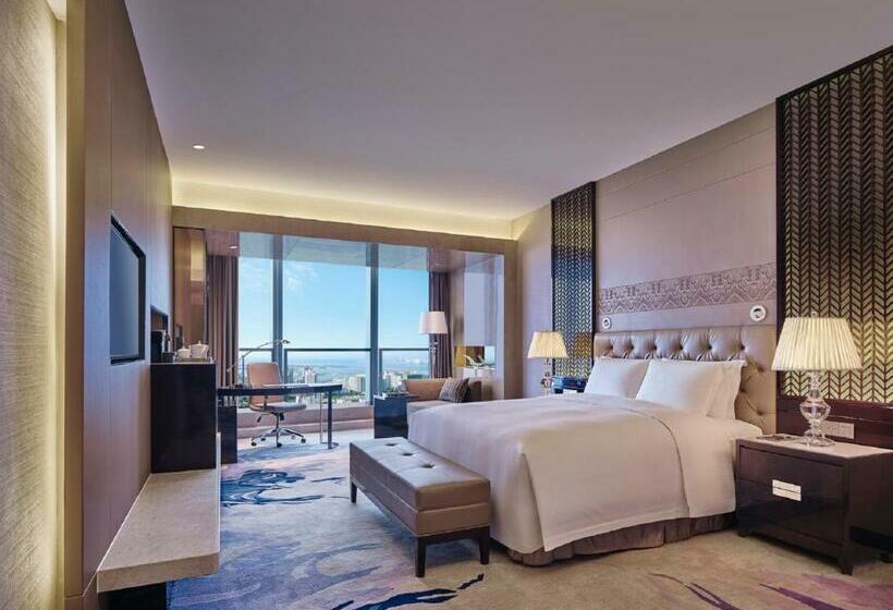 اتاق لوکس با تخت بزرگ, Hilton Haikou