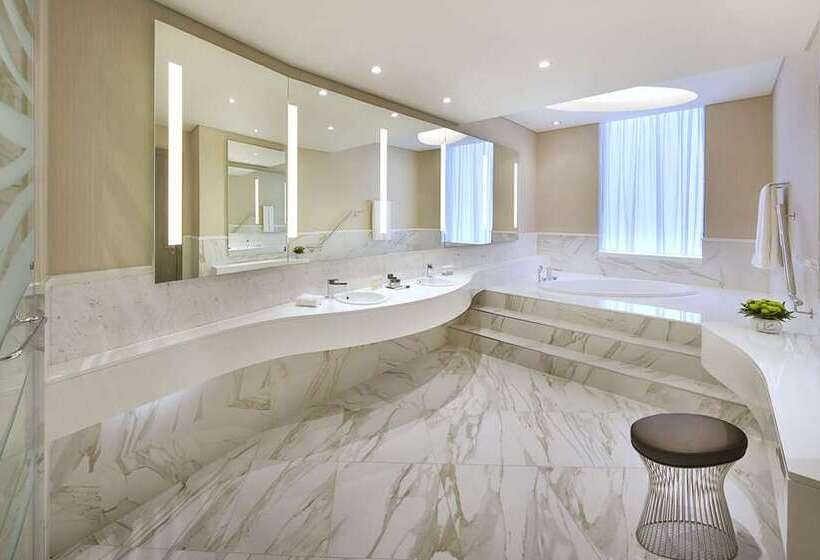 استودیو استاندارد با تخت کینگ, Hilton Haikou