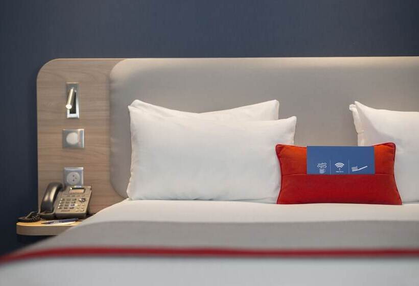 اتاق استاندارد با تخت دوبل, Holiday Inn Express Paris  Velizy