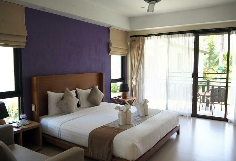 ویلای سوپریور 1 خوابه, Khaolak Blue Lagoon Resort  Sha Extra Plus