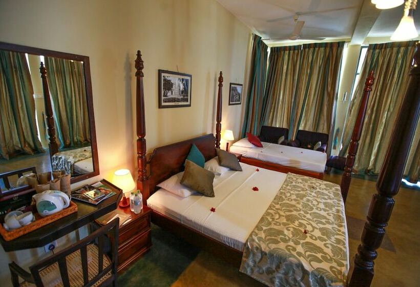 اتاق لوکس, Oak Ray Lake Resort