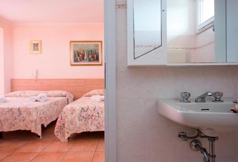 اتاق استاندارد سه نفره, Settebello B&b