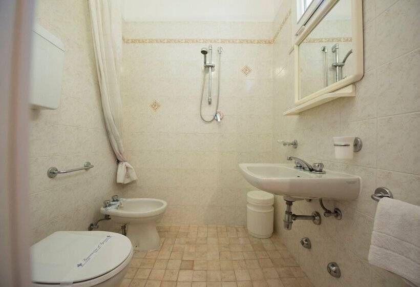 اتاق استاندارد سه نفره, Settebello B&b