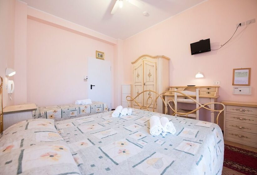 اتاق استاندارد سه نفره, Settebello B&b