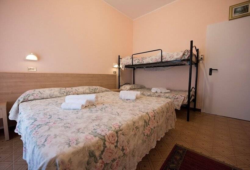 اتاق استاندارد چهار تخته, Settebello B&b