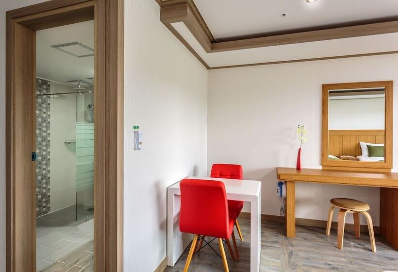 اتاق لوکس, Suandsu Jeju