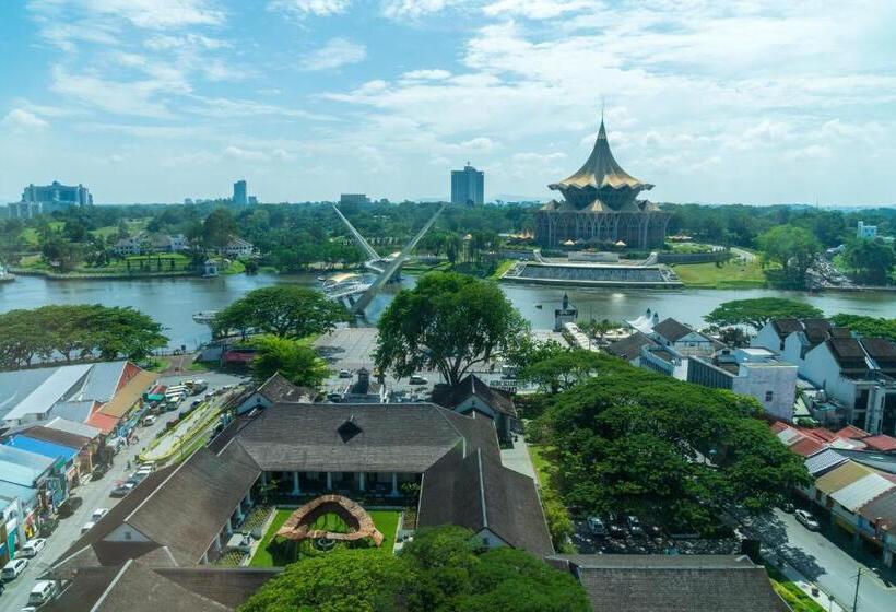 Premium room with river view, The Waterfront