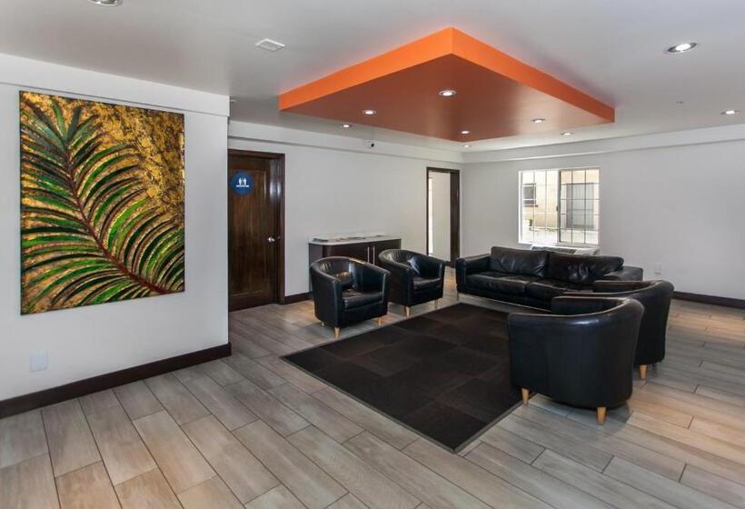 اتاق استاندارد, Motel 6 Hollywood
