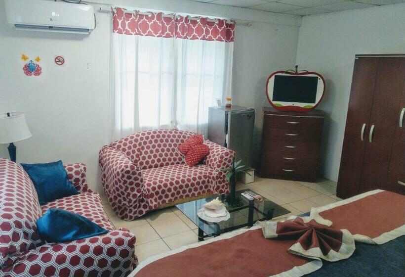سوئیت با تخت بزرگ, The Red Hut Inn
