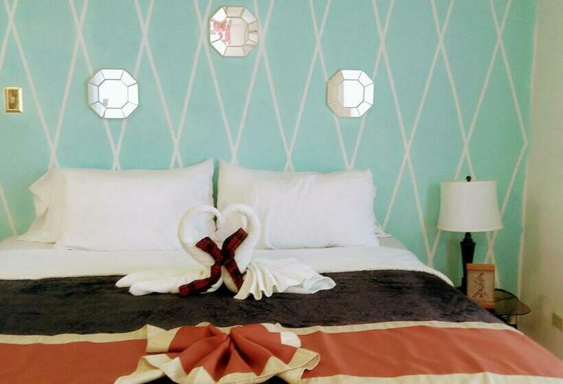 سوئیت با تخت بزرگ, The Red Hut Inn