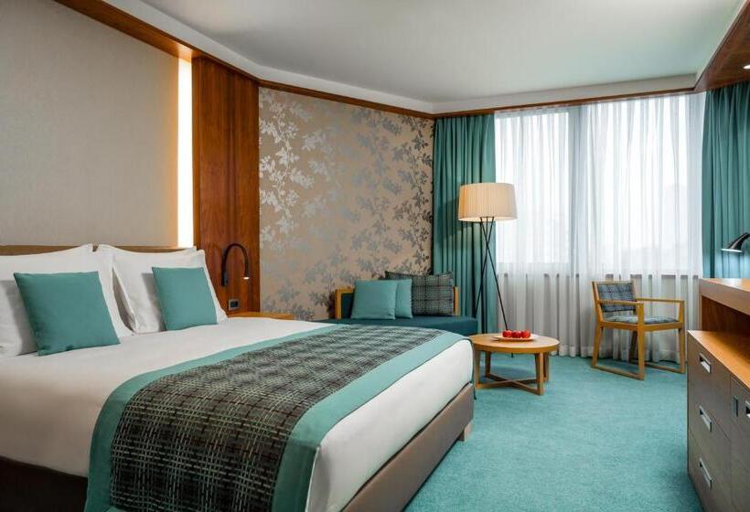 اتاق اجرایی, Radisson Blu M Bamou Palace Hotel, Brazzaville