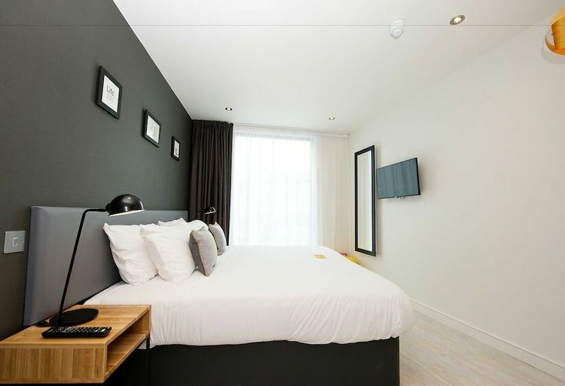 استودیوی استاندارد, Staycity Aparthotels, York, Barbican Centre