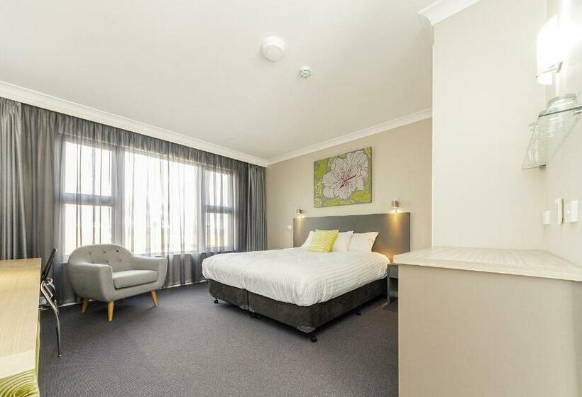 اتاق استاندارد با تخت بزرگ, Club Cowra Motel