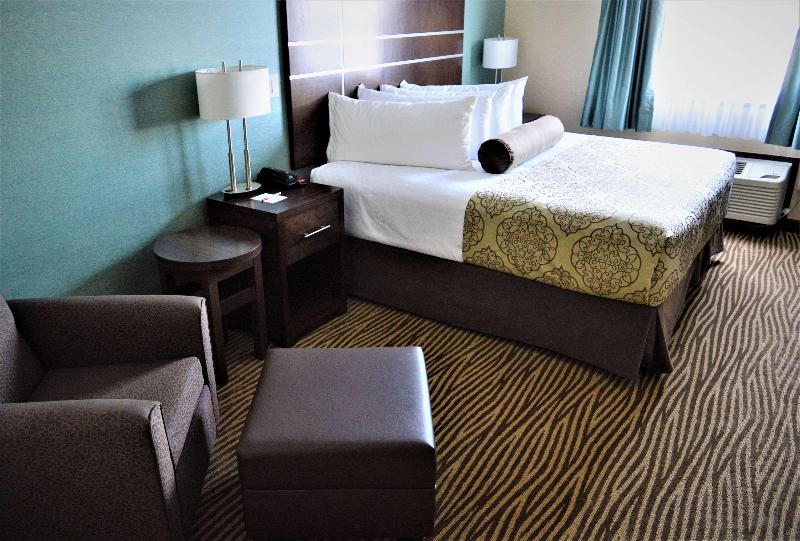اتاق استاندارد با تخت بزرگ, Best Western Plus Moosomin