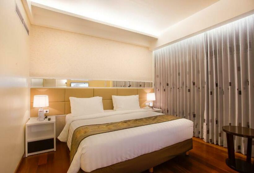 سوئیت با تخت بزرگ, Golden Palace Hotel Lombok