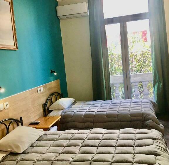 اتاق استاندارد با سرویس بهداشتی مشترک, Kastoria